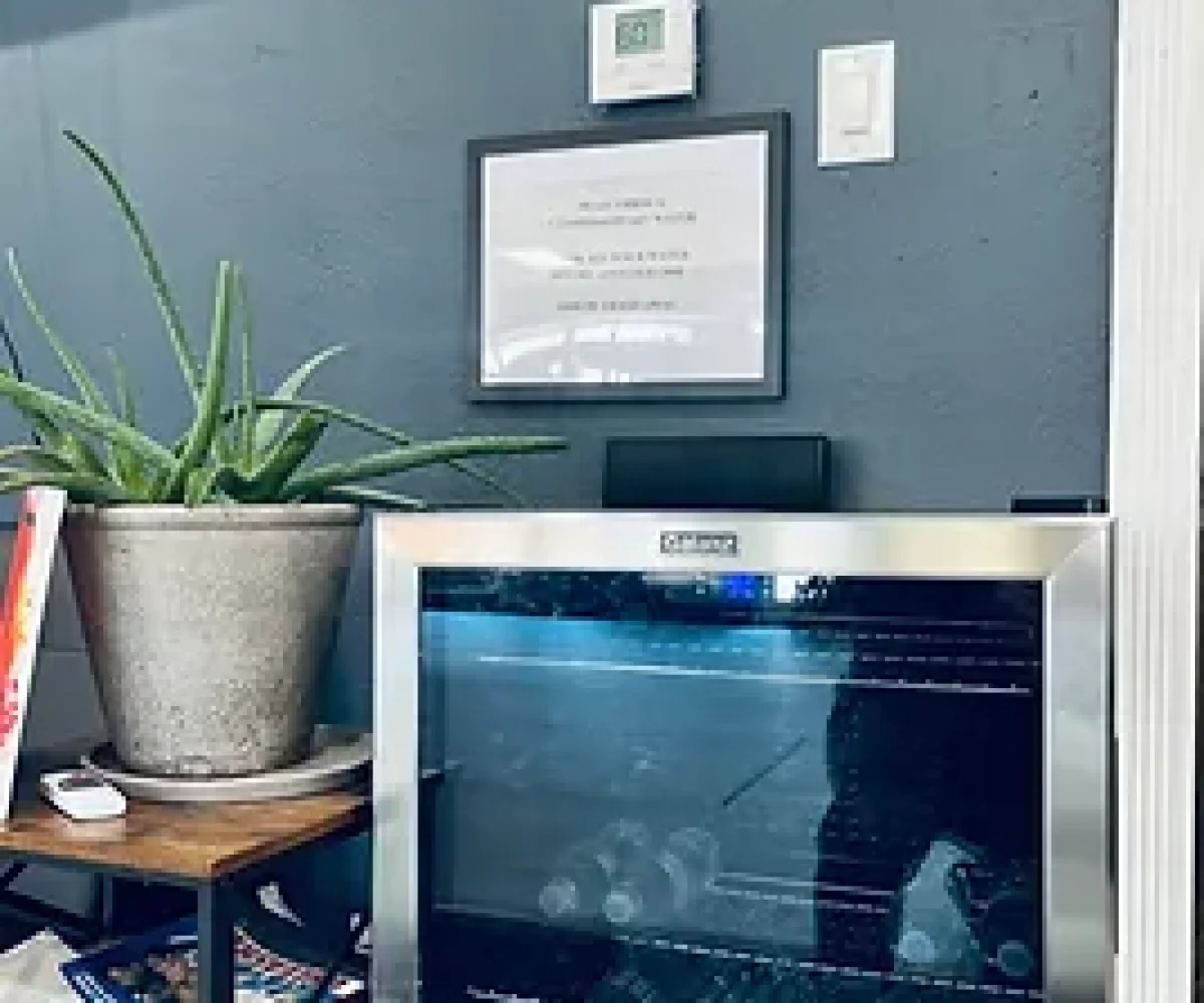 734768_c60d87e923a44681a6bafa6f34cc479c~mv2 734768_c60d87e923a44681a6bafa6f34cc479c~mv2